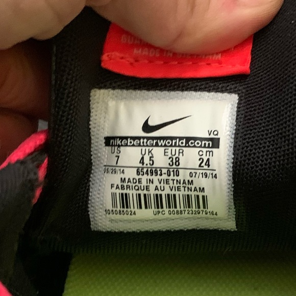 Nike women’s 7 preowned - Picture 7 of 9